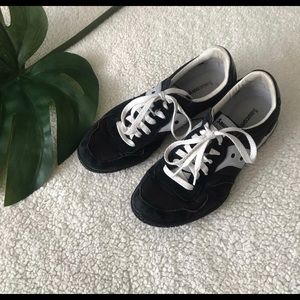 Saucony womens  sneakers